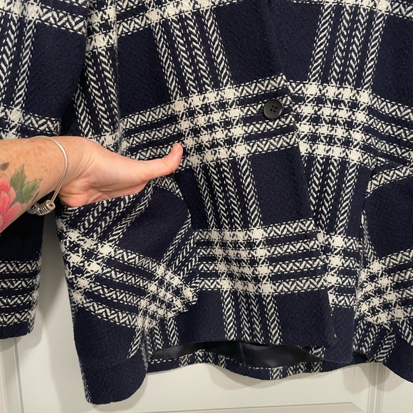 Pendleton | Women’s Virgin Wool Plaid Collarless Blazer Size Medium - Picture 6 of 7